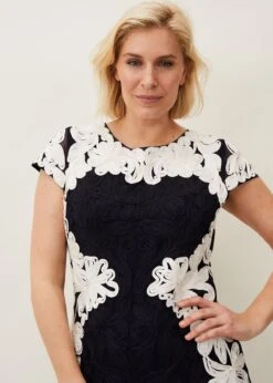 Nori Tapework Lace Fitted Dress -Floral Und Chic 208730287 04 nori tapework lace fitted dress