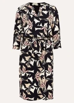 Gwin Leaf Print Dress -Floral Und Chic 220469000 99 gwin leaf print dress