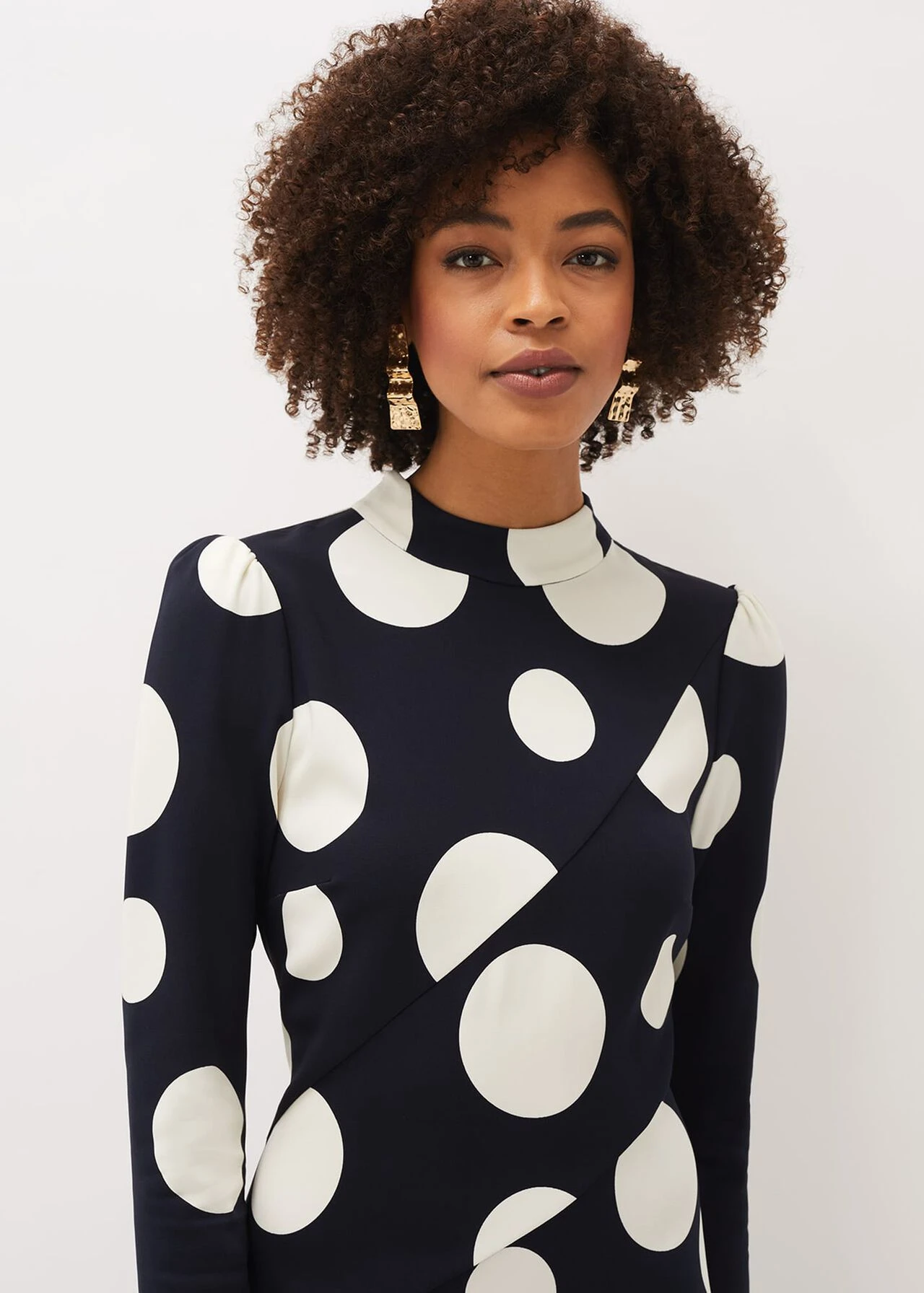 Gabi Spot Print Asymmetric Hem Dress 6 Gabi Spot Print Asymmetric Hem Dress – Bild 4