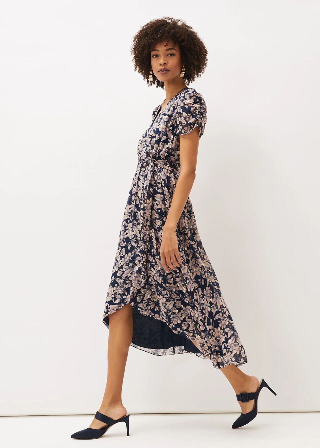 Zendaya Floral Dress 7 Zendaya Floral Dress – Bild 5