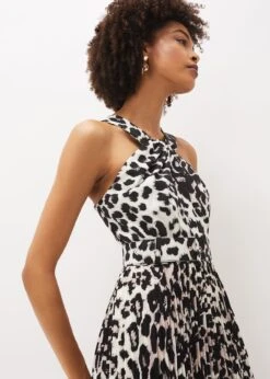 Chelsie Leopard Print Midaxi Dress -Floral Und Chic 220757000 06 chelsie leopard print midaxi dress
