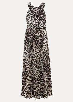 Chelsie Leopard Print Midaxi Dress -Floral Und Chic 220757000 99 chelsie leopard print midaxi dress