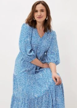 Penele Ditsy Print Maxi Dress -Floral Und Chic 220845284 07 penele ditsy print maxi dress