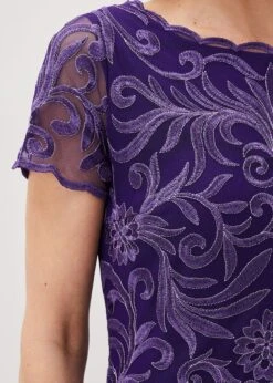 Nessa Embroidered Midi Dress 12 Nessa Embroidered Midi Dress -Floral Und Chic 220861700 05 nessa embroidered midi dress