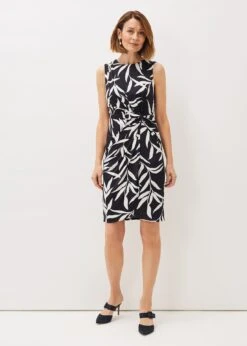 Amber Leaf Print Fitted Jersey Dress -Floral Und Chic 220871287 03 amber leaf print fitted jersey dress