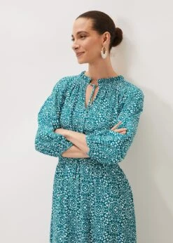 Phillipa Tile Print Midaxi Dress -Floral Und Chic 220885149 04 phillipa tile print midaxi dress