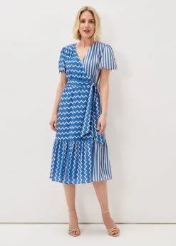 Shelby Zig Zag Midi Dress 10 Shelby Zig Zag Midi Dress -Floral Und Chic 220888204 03 shelby zig zag midi dress
