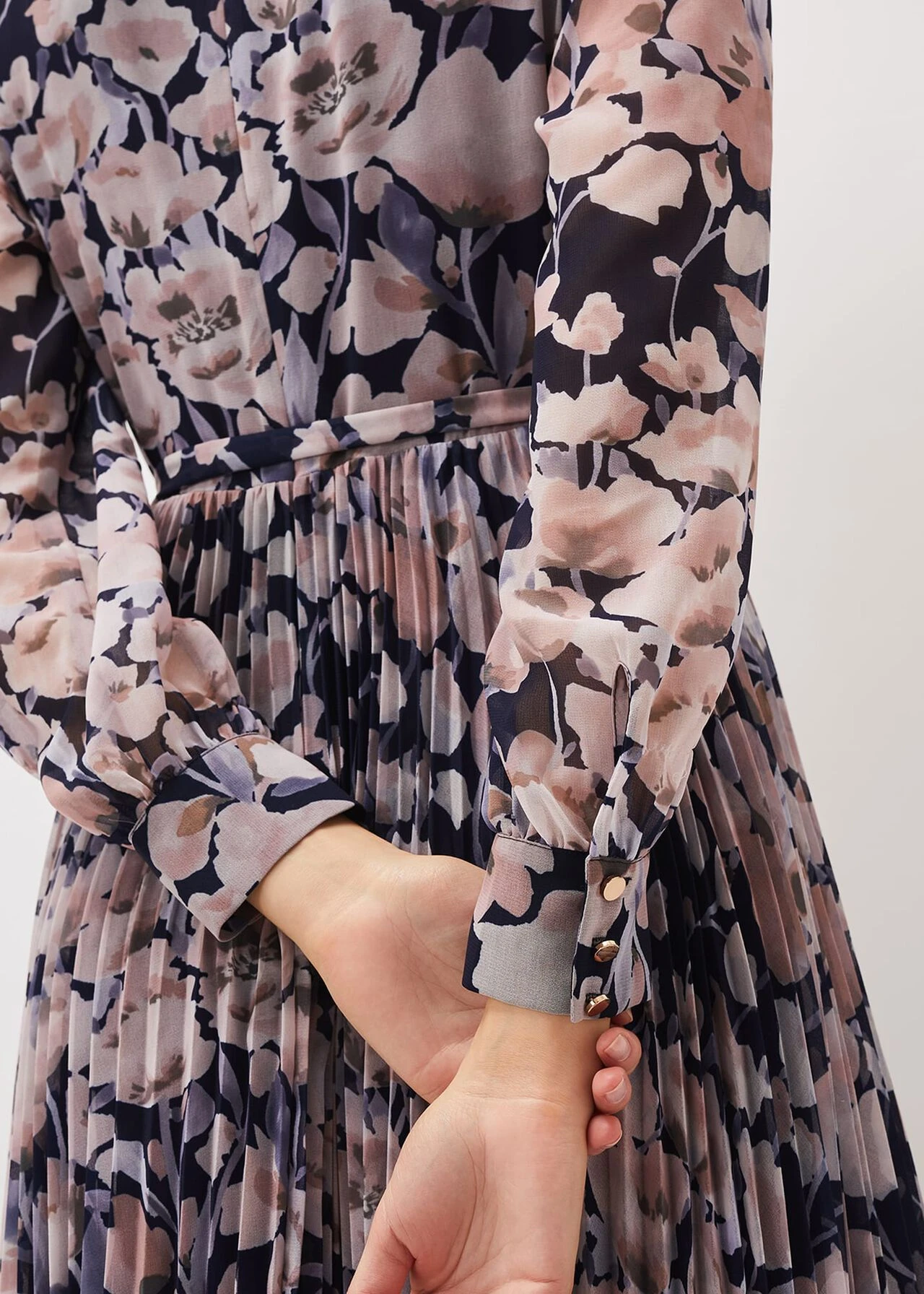 Fredrika Floral Pleated Maxi Dress 6 Fredrika Floral Pleated Maxi Dress – Bild 5