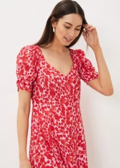 Sheryl Floral Tea Dress -Floral Und Chic 220947639 04 sheryl floral tea dress