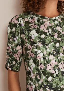 Jolee Printed Jersey Dress 13 Jolee Printed Jersey Dress -Floral Und Chic 221255360 05 jolee printed jersey dress