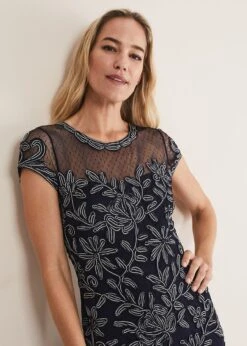 Zila Tapework Dress -Floral Und Chic 221320287 04 zila tapework dress