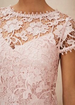 Michelle Lace Pleat Maxi Dress -Floral Und Chic 221324840 07 michelle lace pleat maxi dress