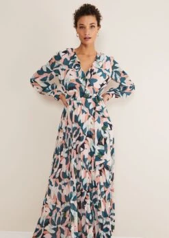 Averie Floral Maxi Dress -Floral Und Chic 221326000 03 averie floral maxi dress