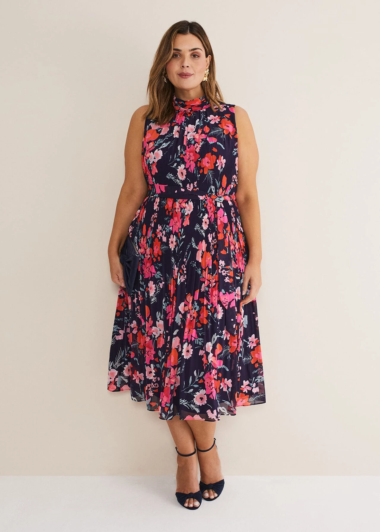 Tillie Floral Pleated Midi Dress 8 Tillie Floral Pleated Midi Dress – Bild 6