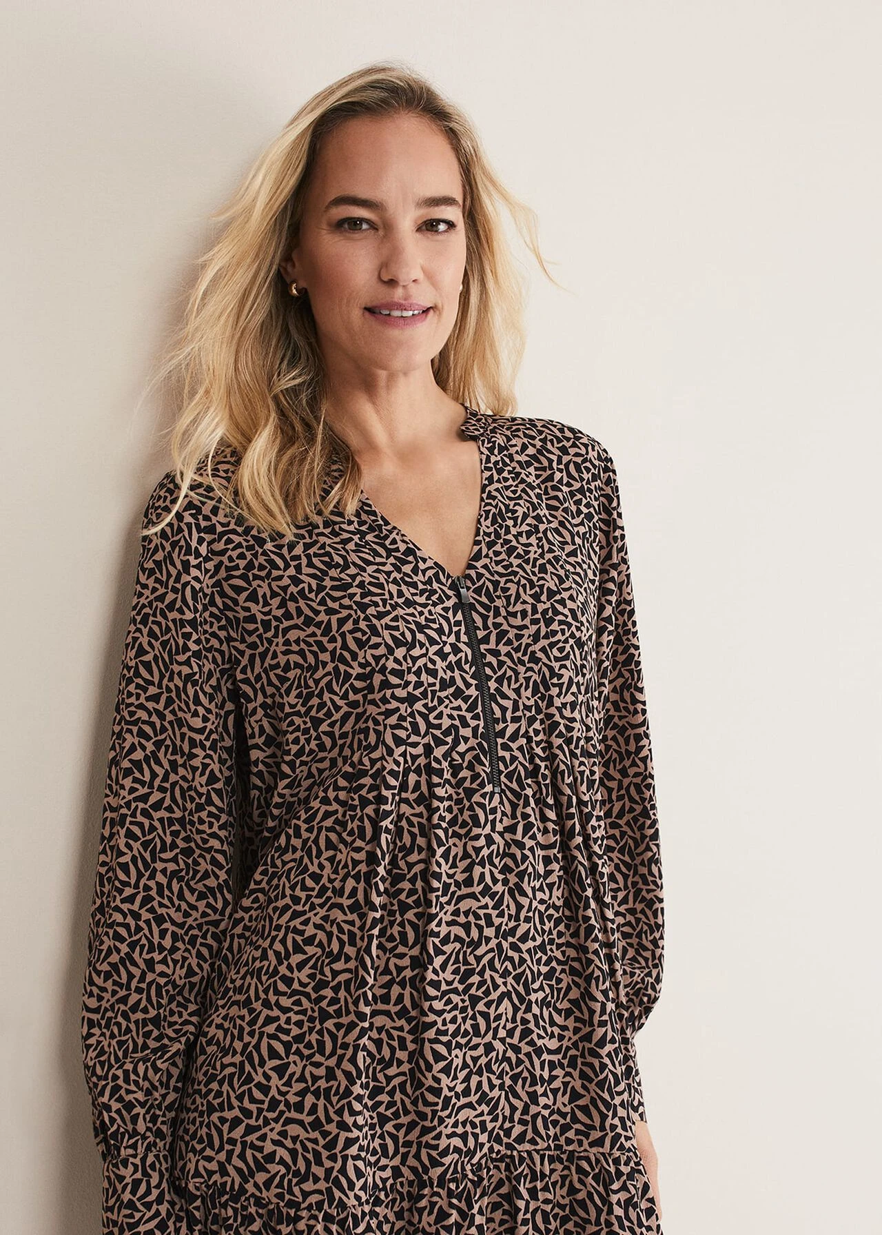 Penele Zip Dress 6 Penele Zip Dress – Bild 4