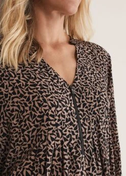 Penele Zip Dress 12 Penele Zip Dress -Floral Und Chic 221480920 05 penele zip dress