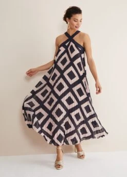 Hestia Diamond Trapeze Maxi Dress -Floral Und Chic 221597281 05 hestia diamond trapeze maxi dress