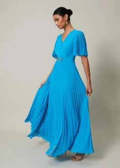 Yasmina Pleated Maxi Dress -Floral Und Chic 221638857 05 yasmina pleated maxi dress