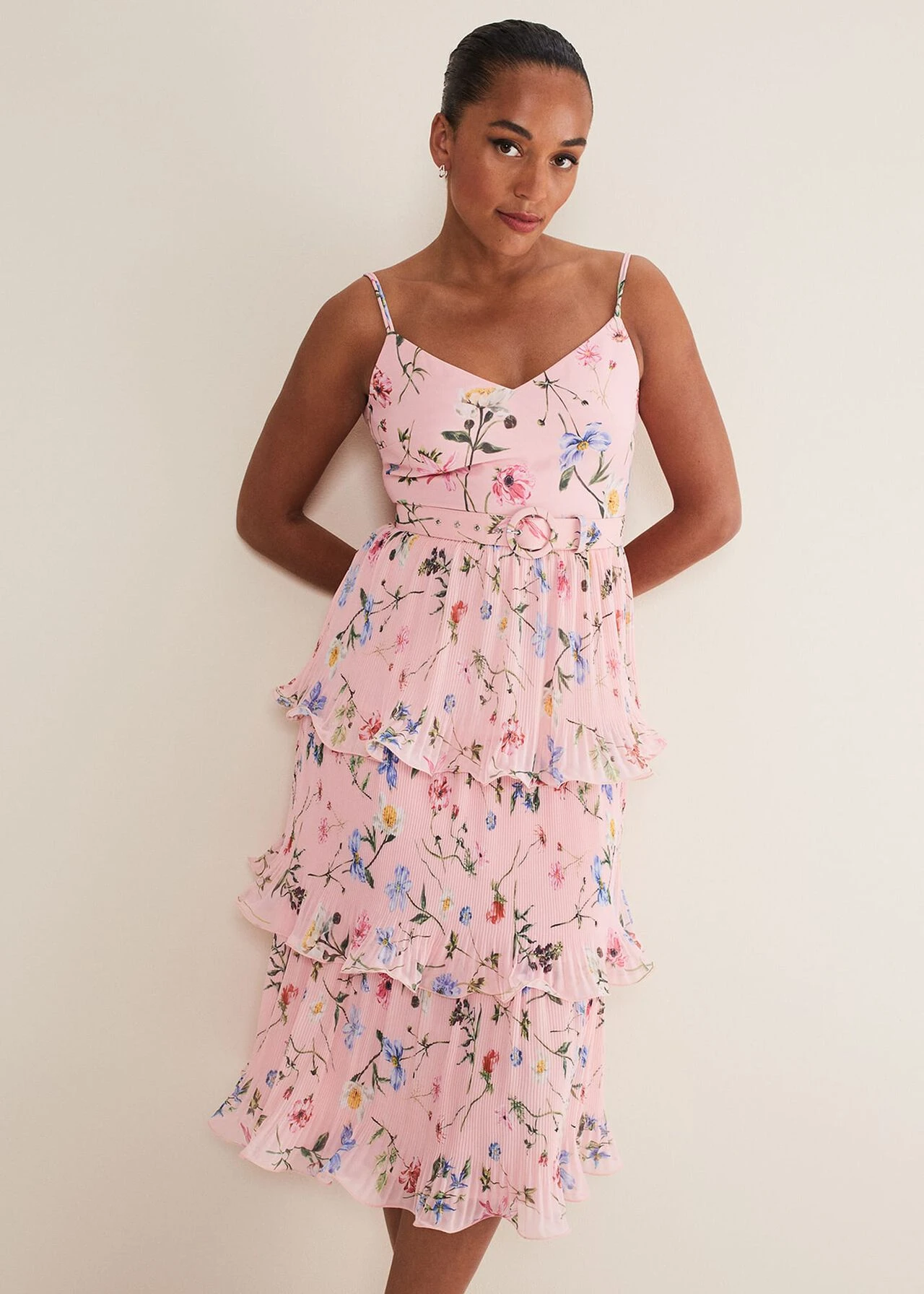 River Floral Tiered Midi Dress 5 River Floral Tiered Midi Dress – Bild 3