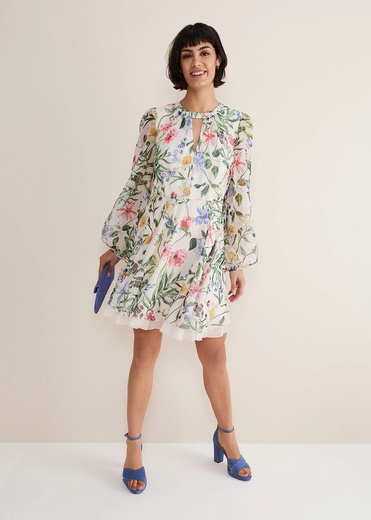 Everleigh Chiffon Floral Mini Dress 5 Everleigh Chiffon Floral Mini Dress – Bild 3