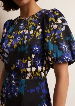 Lanna Floral Mini Dress 12 Lanna Floral Mini Dress -Floral Und Chic 221821000 05 lanna floral mini dress