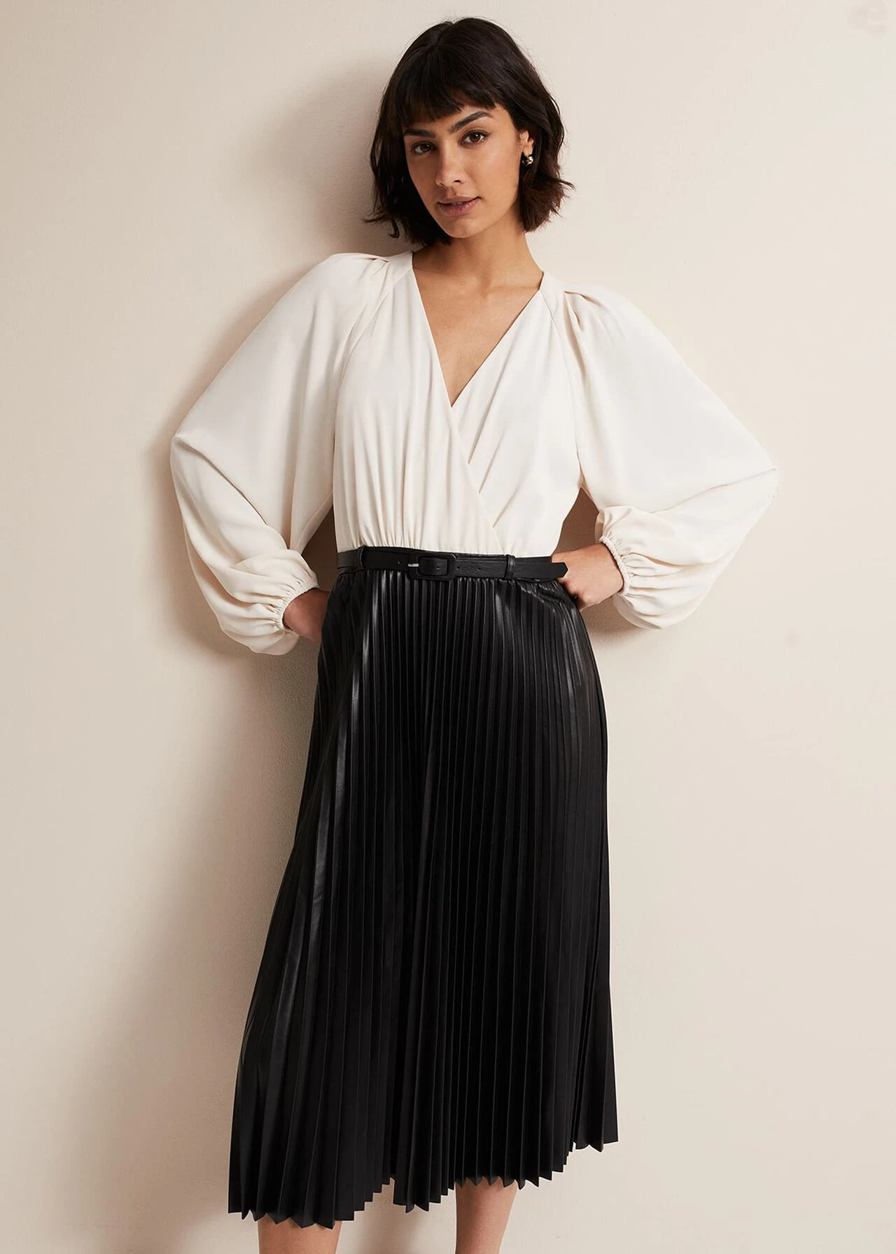 Charlotta Faux Leather Midi Dress 5 Charlotta Faux Leather Midi Dress – Bild 3