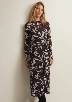 Yvonne Floral Midi Dress 10 Yvonne Floral Midi Dress -Floral Und Chic 221948880 03 yvonne floral midi dress