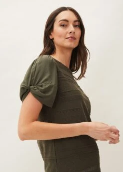 Bylee Textured Top -Floral Und Chic 303109507 05 bylee textured top