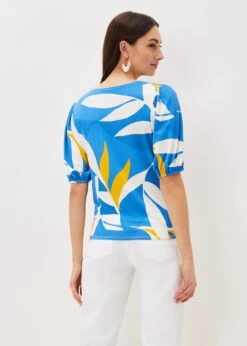 Izzey Leaf Print Top -Floral Und Chic 303251000 02 izzey leaf print top