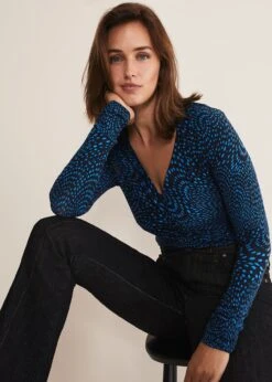 Pinna Ruched Top -Floral Und Chic 303353774 05 pinna ruched top