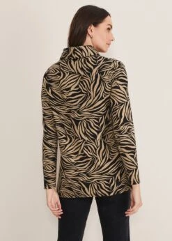 Nerissa Animal Print Snuggle -Floral Und Chic 303357564 02 nerissa animal print snuggle