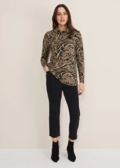 Nerissa Animal Print Snuggle -Floral Und Chic 303357564 03 nerissa animal print snuggle