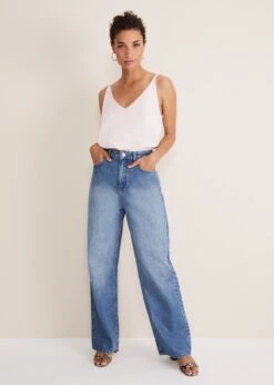 Alanis Cami Top -Floral Und Chic 502296785 03 alanis cami top