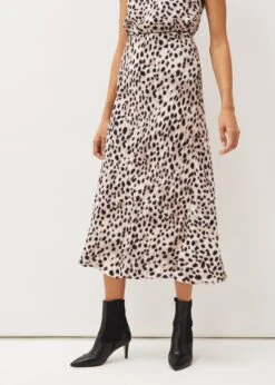 Calla Leopard Print Satin Midi Skirt 10 Calla Leopard Print Satin Midi Skirt -Floral Und Chic 801253000 03 calla leopard print satin midi skirt