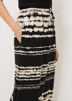 Ce Ce Tie Dye Jersey Maxi Skirt -Floral Und Chic 801275050 05 ce ce tie dye jersey maxi skirt