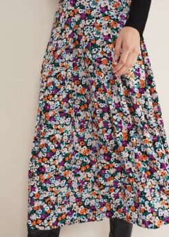 Mona Floral Tiered Skirt -Floral Und Chic 801313000 05 mona floral tiered skirt