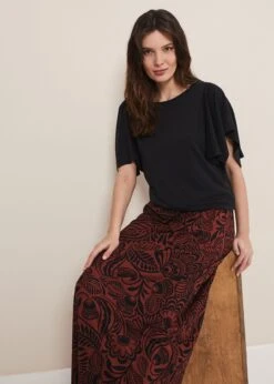 Mara Abstract Maxi Skirt -Floral Und Chic 801326710 04 mara abstract maxi skirt